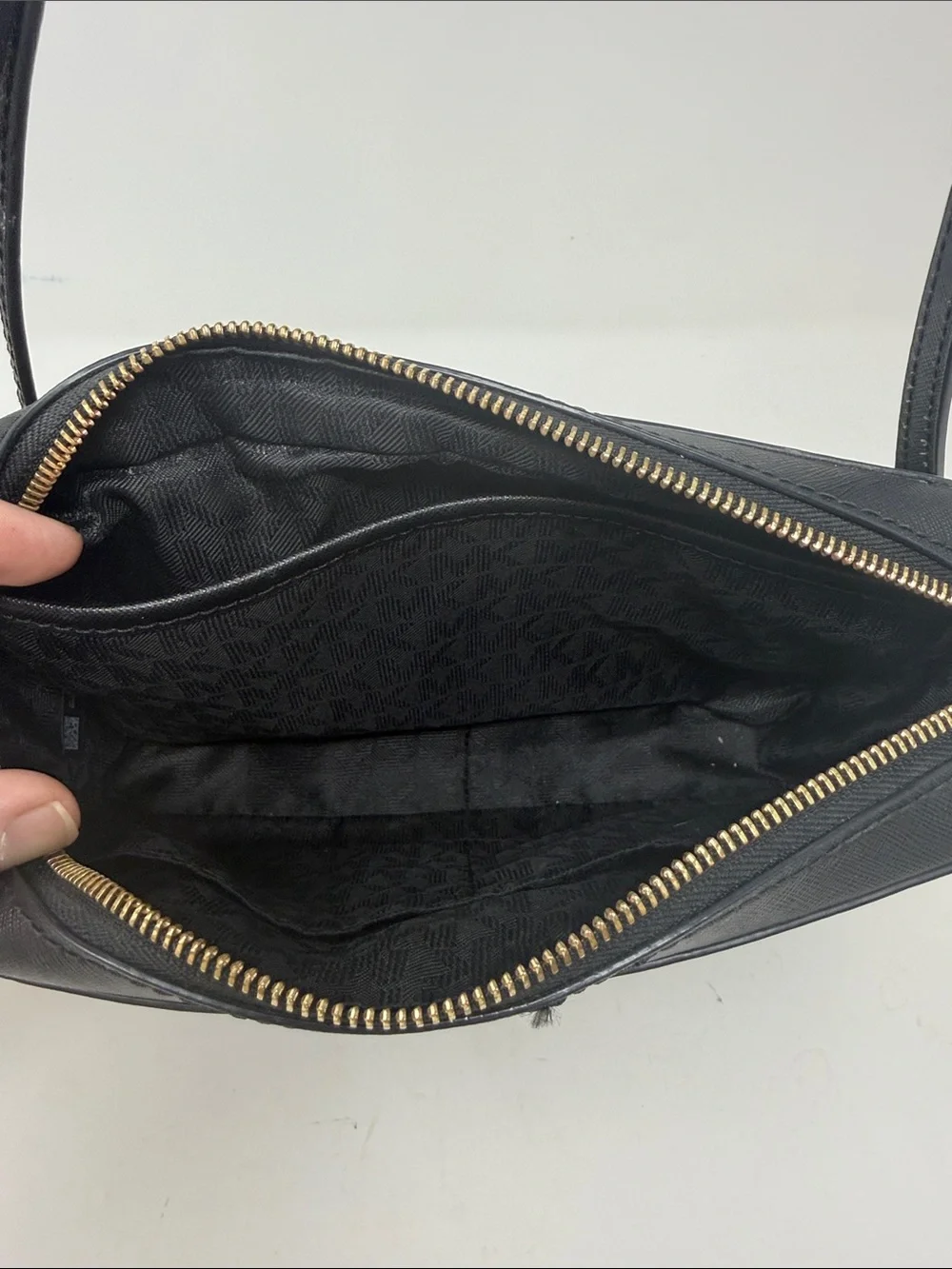 Michael Kors Black Saffiano Leather Jet Set Crossbody Camera Bag